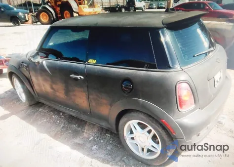 2009 Mini Cooper S z USA, uszkodzony, nr VIN WMWMF73589TW85499